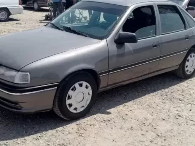 Opel Vectra A 1, avtobaza.tj