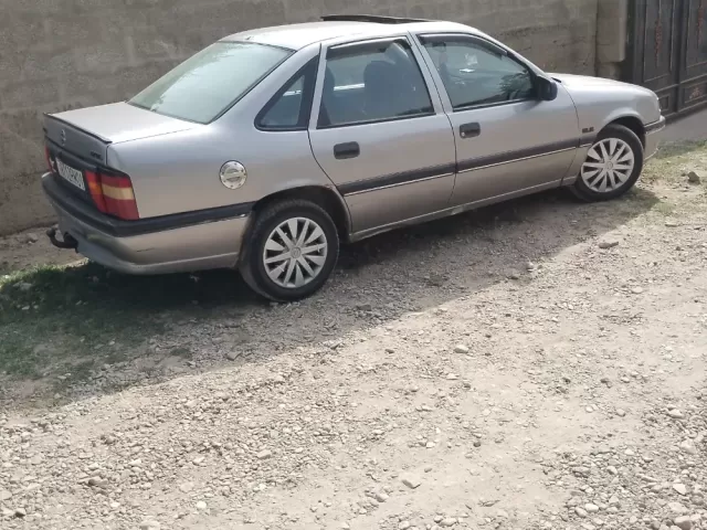 Opel Vectra A 1, avtobaza.tj