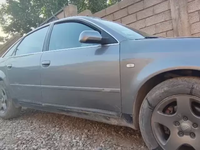 Audi A6 allroad, 2000 1, avtobaza.tj