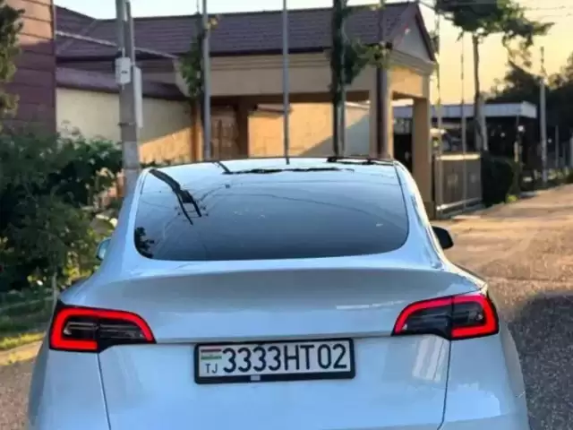 Tesla Model Y, 2021 1, avtobaza.tj