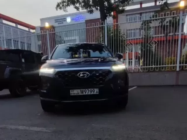 Hyundai Santa Fe, 2020 1, avtobaza.tj