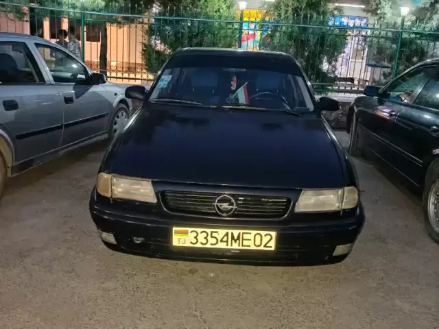 Opel Astra F, 1992 1, avtobaza.tj Opel Astra F, 1992 1, avtobaza.tj