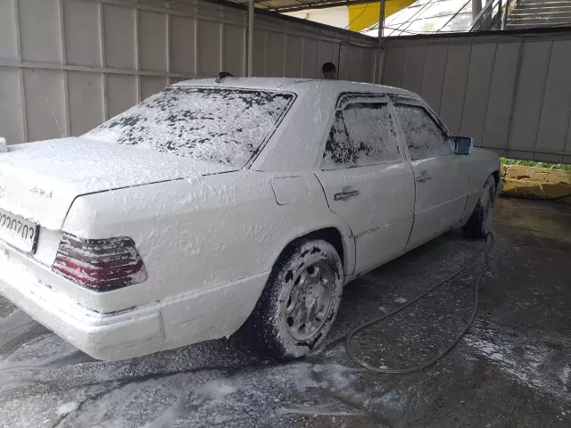 Mercedes-Benz C class, 1990 1, avtobaza.tj