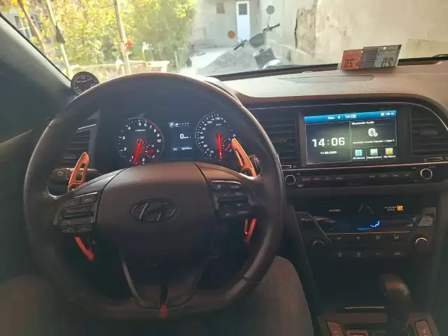Hyundai Avante, 2017 1, avtobaza.tj