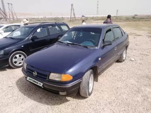 Opel Astra F 1, avtobaza.tj