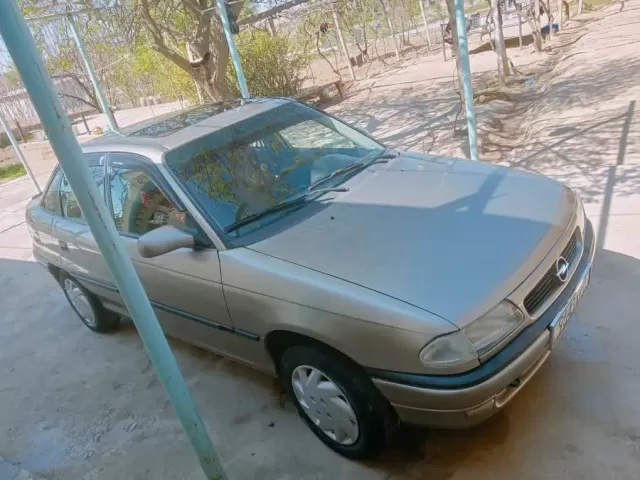 Opel Astra F 1, avtobaza.tj