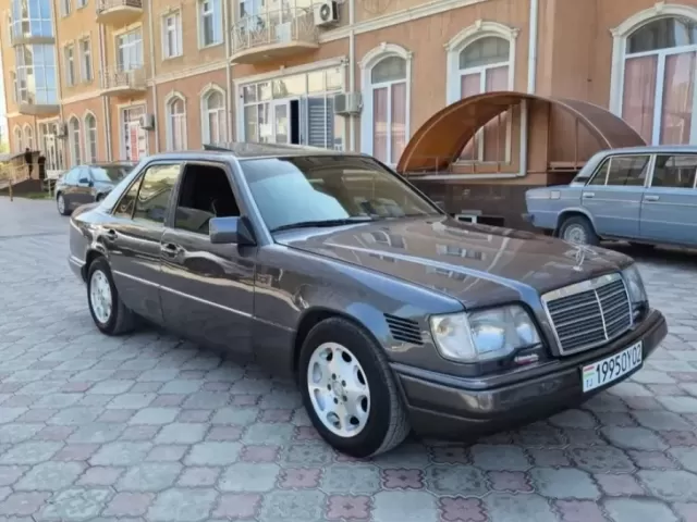 Mercedes-Benz W124, 1995 1, avtobaza.tj