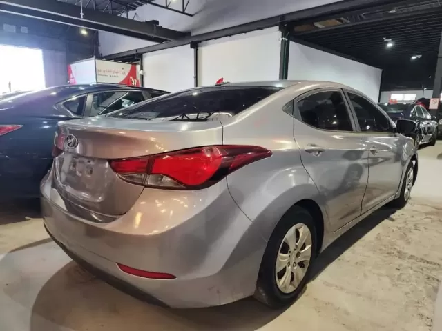 Hyundai Elantra 1, avtobaza.tj