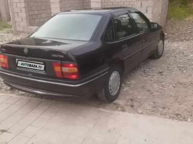 Opel Vectra A 1, avtobaza.tj