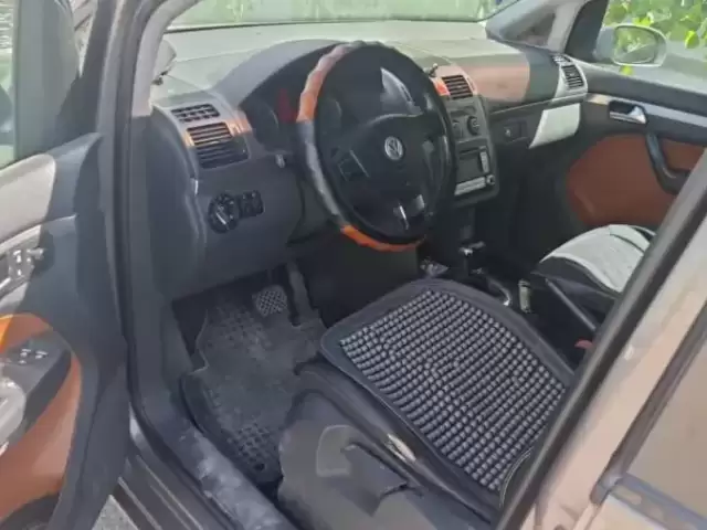 Volkswagen Touran, 2007 1, avtobaza.tj