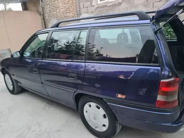 Opel Astra F 1, avtobaza.tj