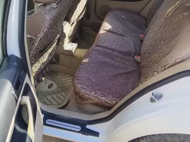 Volkswagen Polo, 2001 1, avtobaza.tj