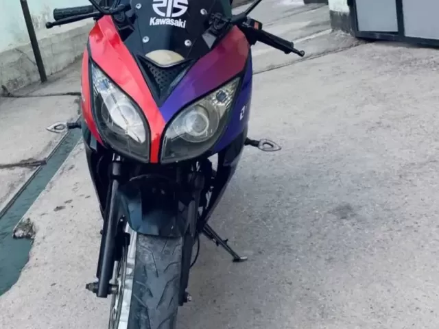 Kawasaki мотоцикл, 2021 1, avtobaza.tj