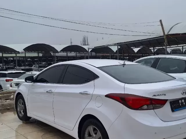 Hyundai Avante, 2015 1, avtobaza.tj