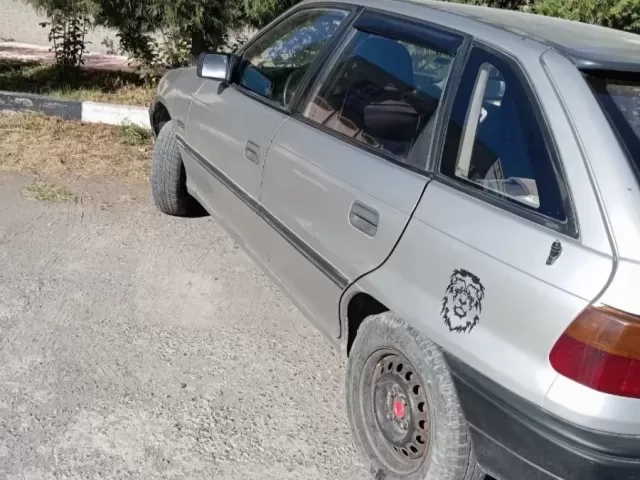 Opel Astra F 1, avtobaza.tj