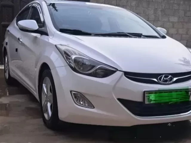 Hyundai Avante 1, avtobaza.tj