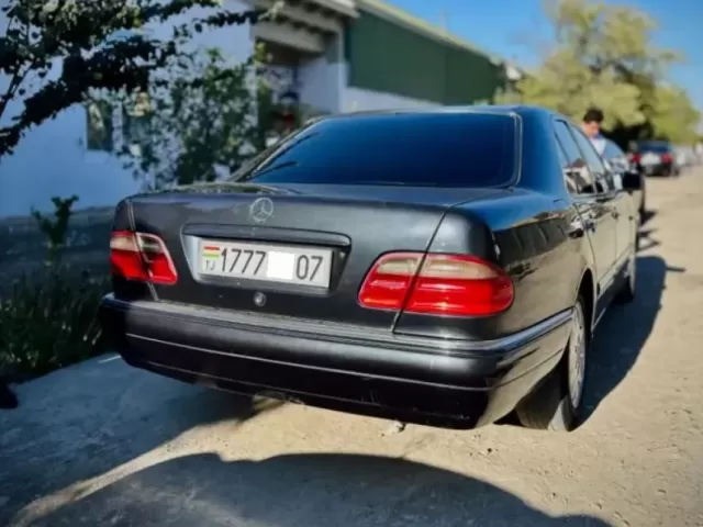 Mercedes-Benz E class 1, avtobaza.tj