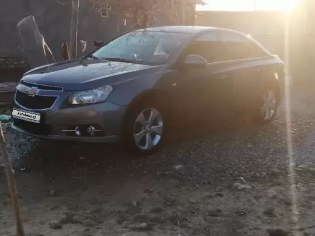 Chevrolet Cruze 1, avtobaza.tj