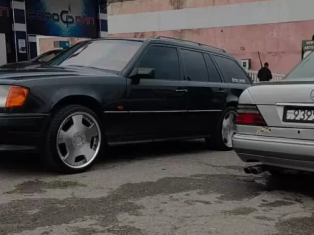 Mercedes-Benz W124 1, avtobaza.tj