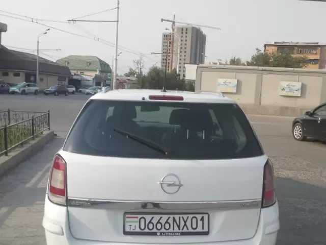 Opel Astra H, 2010 1, avtobaza.tj