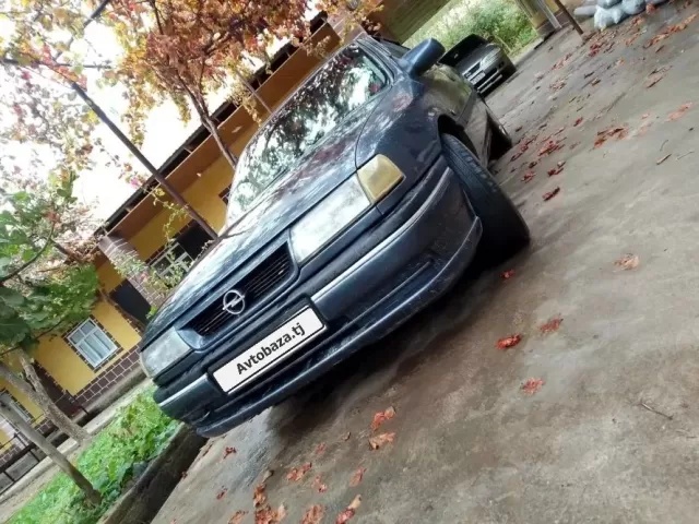 Opel Vectra A 1, avtobaza.tj