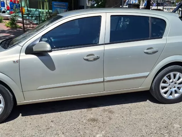 Opel Astra H 1, avtobaza.tj