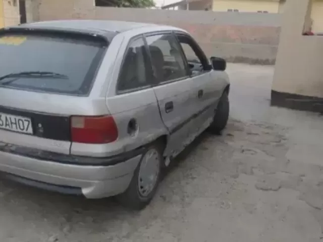 Opel Astra F 1, avtobaza.tj