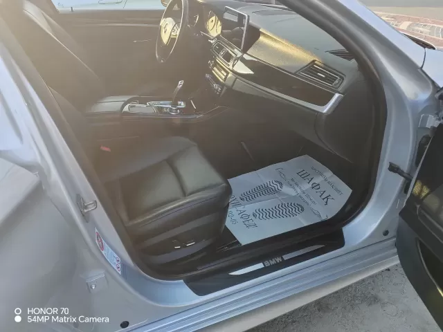 BMW 5 Series 528, 2010 1, avtobaza.tj