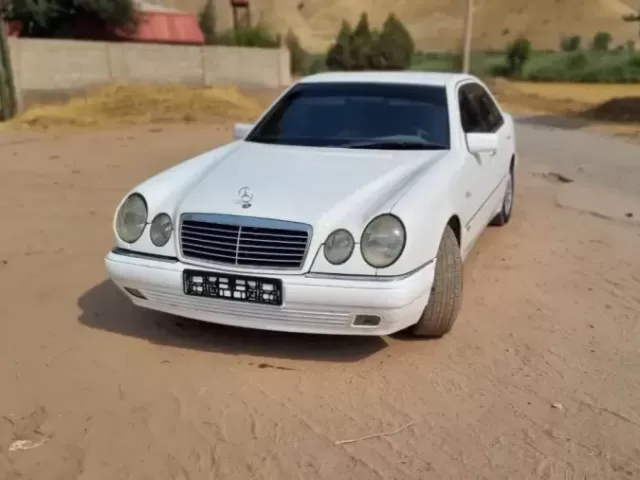Mercedes-Benz E class, 1999 1, avtobaza.tj