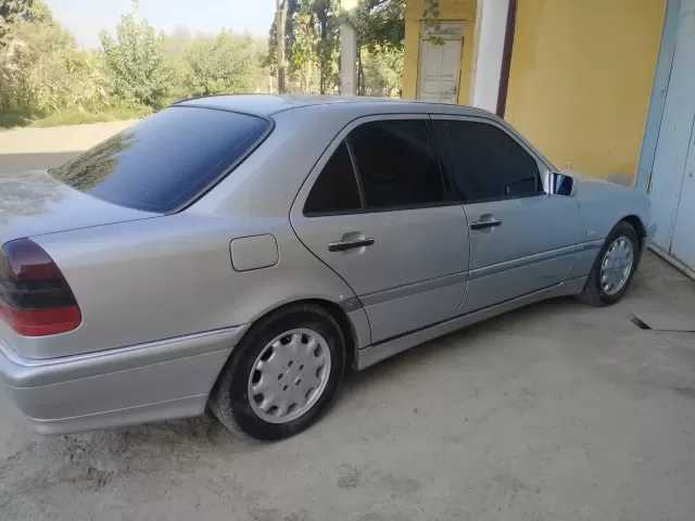 Mercedes-Benz C class 1, avtobaza.tj