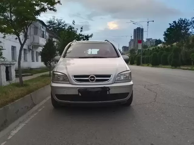 Opel Zafira, 2004 1, avtobaza.tj