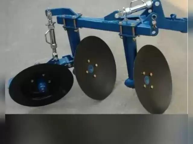 Мини трактор 1, avtobaza.tj