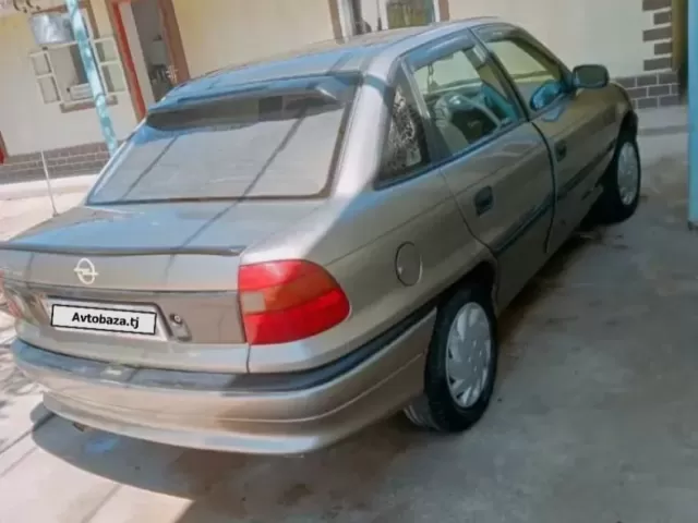 Opel Astra F 1, avtobaza.tj