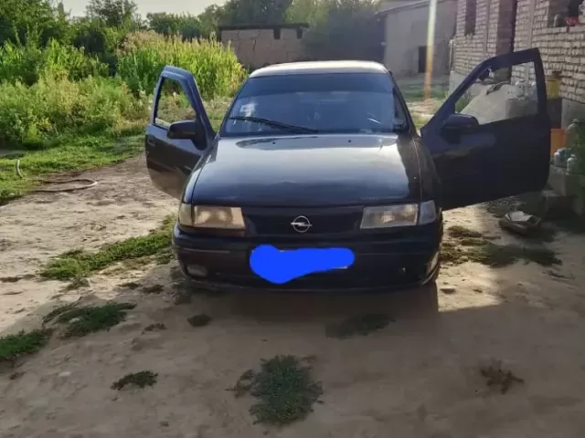 Opel Vectra A 1, avtobaza.tj