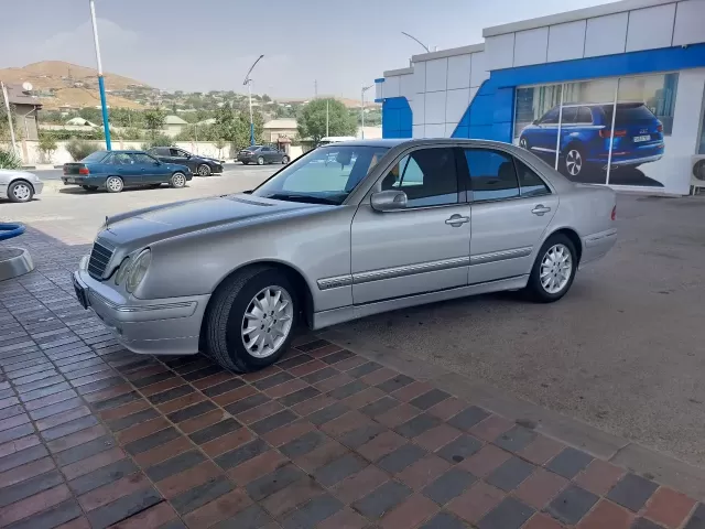 Mercedes-Benz E class 1, avtobaza.tj