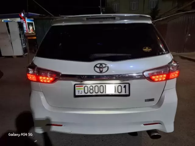 Toyota Wish 1, avtobaza.tj