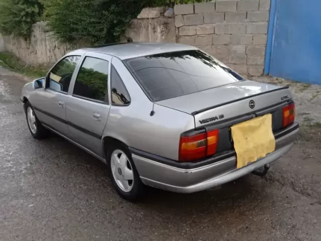 Opel Vectra A, 1995 1, avtobaza.tj