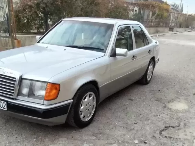 Mercedes-Benz W124 1, avtobaza.tj