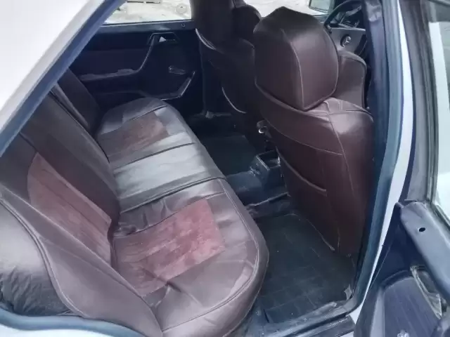 Mercedes-Benz W124, 1990 1, avtobaza.tj