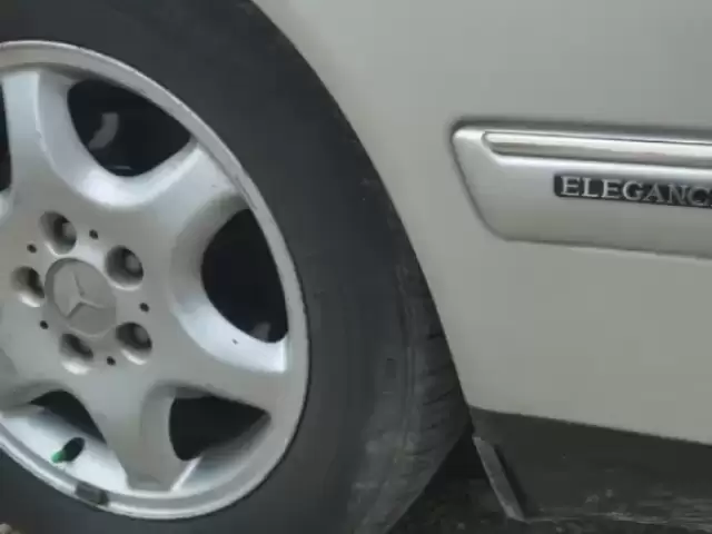 Mercedes-Benz E class, 1996 1, avtobaza.tj
