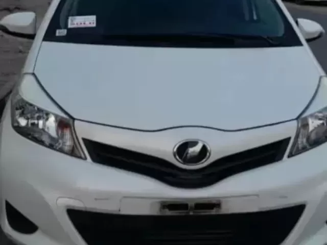 Toyota Vitz 1, avtobaza.tj