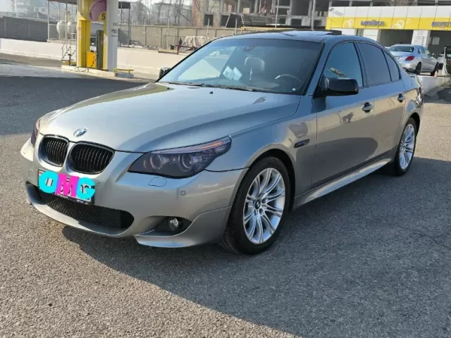 BMW 5 Series 520, 2010 1, avtobaza.tj