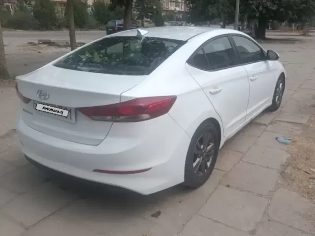 Hyundai Elantra 1, avtobaza.tj