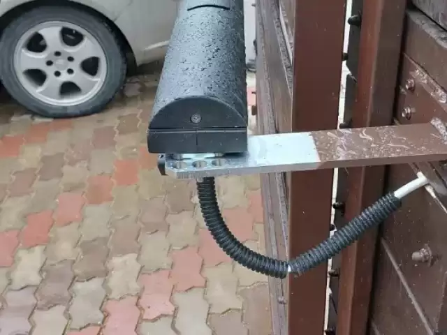 Ворота секционные, рольставни, рольворота автоматика 1, farmo.tj
