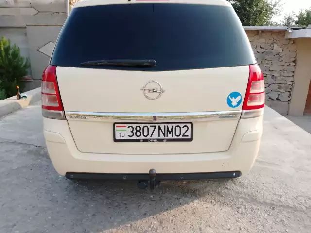 Opel Zafira, 2010 1, avtobaza.tj Opel Zafira, 2010 1, avtobaza.tj