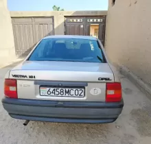 Opel Vectra A, 1990 в Исфара 