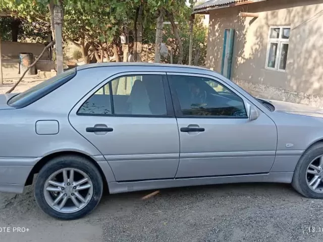 Mercedes-Benz C class 1, avtobaza.tj