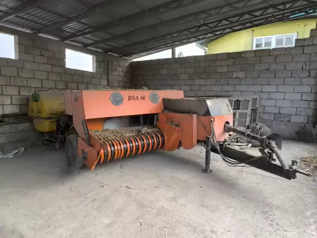 Трактор МТЗ, 2011 1, avtobaza.tj Трактор МТЗ, 2011 1, avtobaza.tj