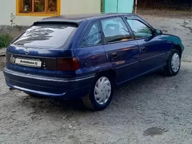 Opel Astra F 1, avtobaza.tj