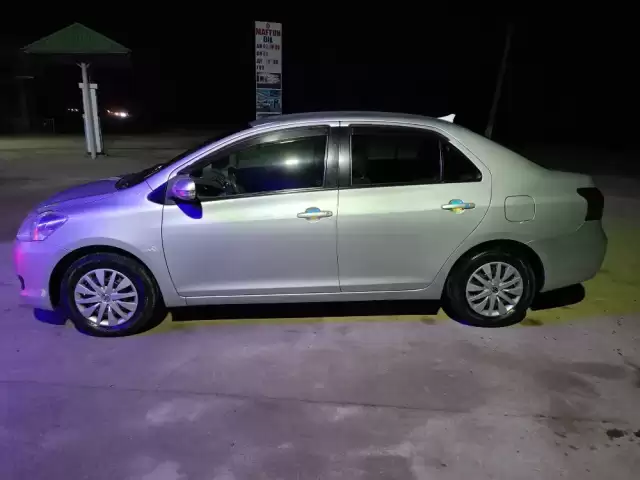 Toyota Belta, 2010 1, avtobaza.tj